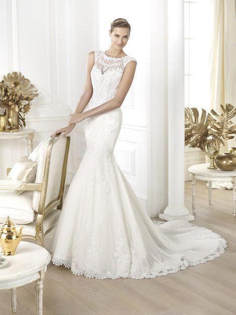 pronovias brie