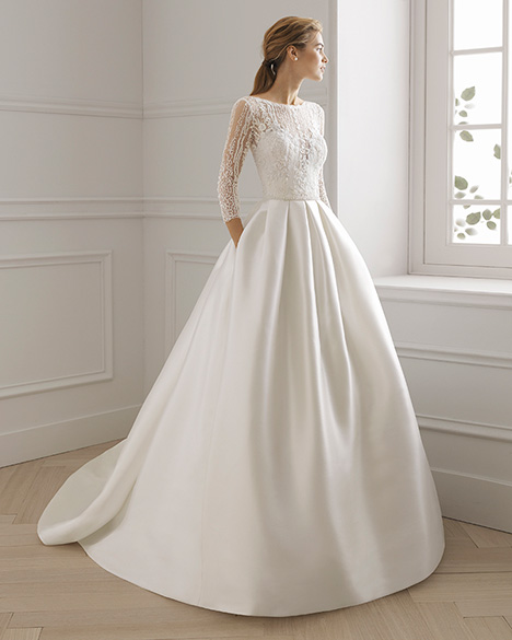 bride Canada Bridal Boutiques with Aire Barcelona Bridal Wedding Dresses