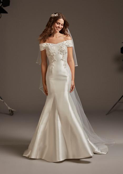 Belinda pronovias hotsell