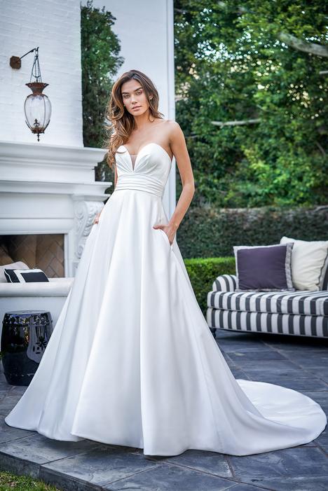 Cressida dress pronovias outlet