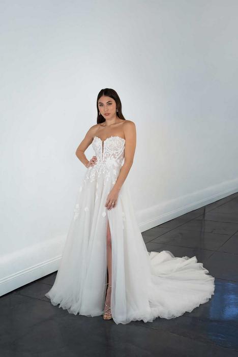 Martina Liana Wedding Dresses in Canada