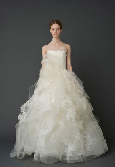 Vera Wang Wedding Dresses in the United States | The Dressfinder