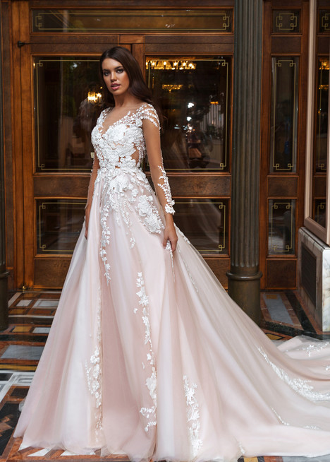 Wedding Dress Designer Salary Canada : Nine Stunning Wedding Dresses By ...