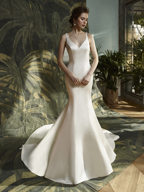 Blue by Enzoani Wedding Dresses in the US Canada The Dressfinder