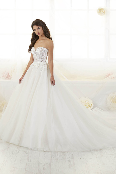 Novia Collection Wedding Dresses Dressfinder 38019 Wedding